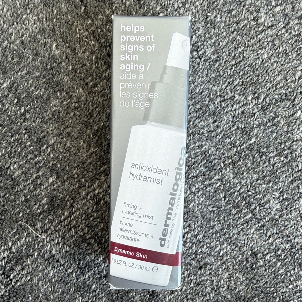 dermalogica Antioxidant Hydramist in White with Maroon Accent